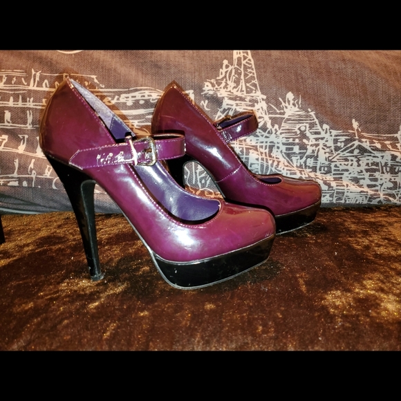 Purple heels - Picture 4 of 9